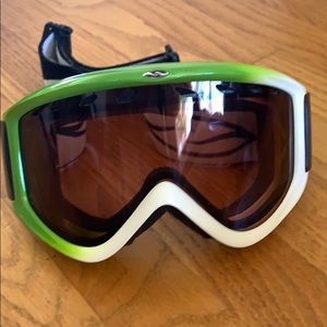 SMITH WOMEN’S SKI GOGGLES